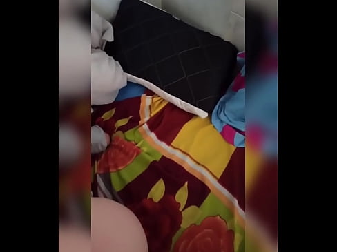 ❤️ השותפה שלי נשארת לבד בבית כי בעלה יוצא לחופשה ואני מנצלת את ההזדמנות לזיין אותה ולמלא לה את התחת בחלב ❤️ סתם פורנו אצלנו ❌️❤